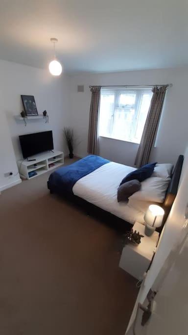Free Parking Spacious Home Cardiff Ngoại thất bức ảnh