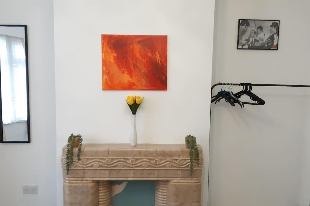 Free Parking Spacious Home Cardiff Ngoại thất bức ảnh