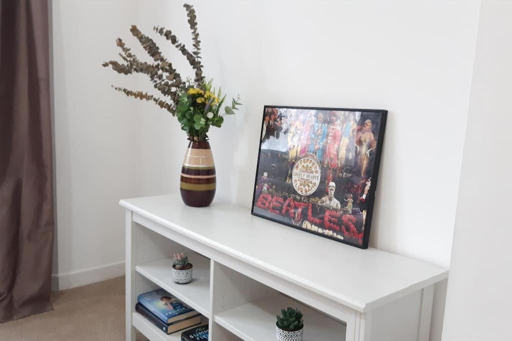 Free Parking Spacious Home Cardiff Ngoại thất bức ảnh